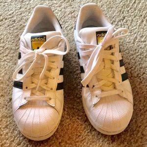 Adidas Ｓｕｐｅｒ star ⭐️